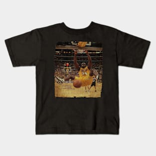 Dunk Shaquille O'Neal Vintage Kids T-Shirt